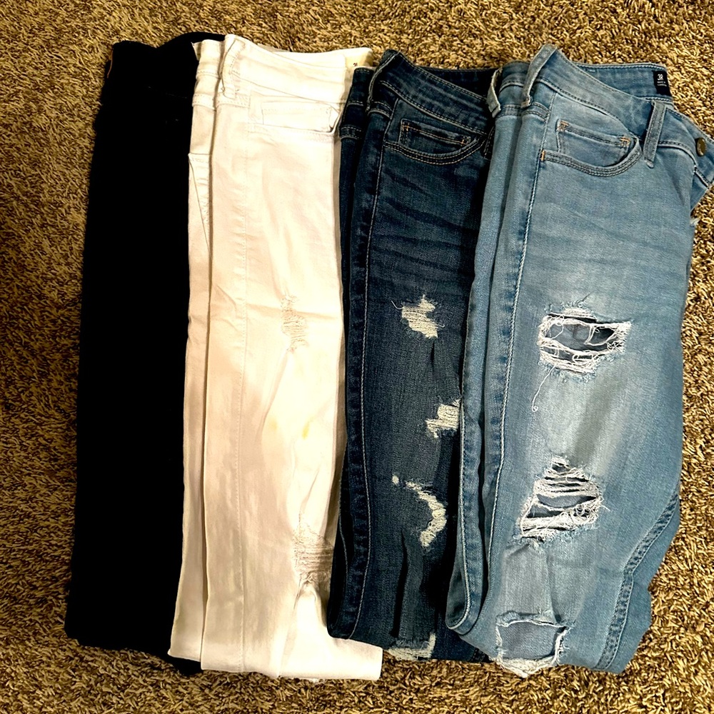 HOLLISTER jeans⚠️